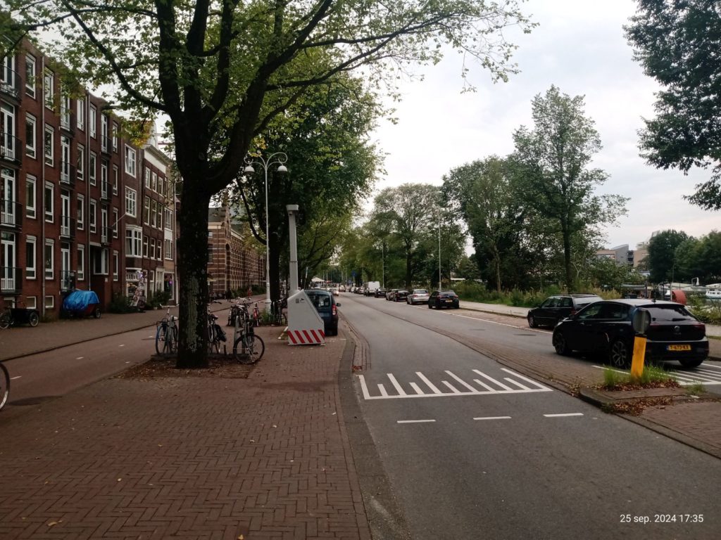 flitspaal 30 km/u Oostenburgergracht